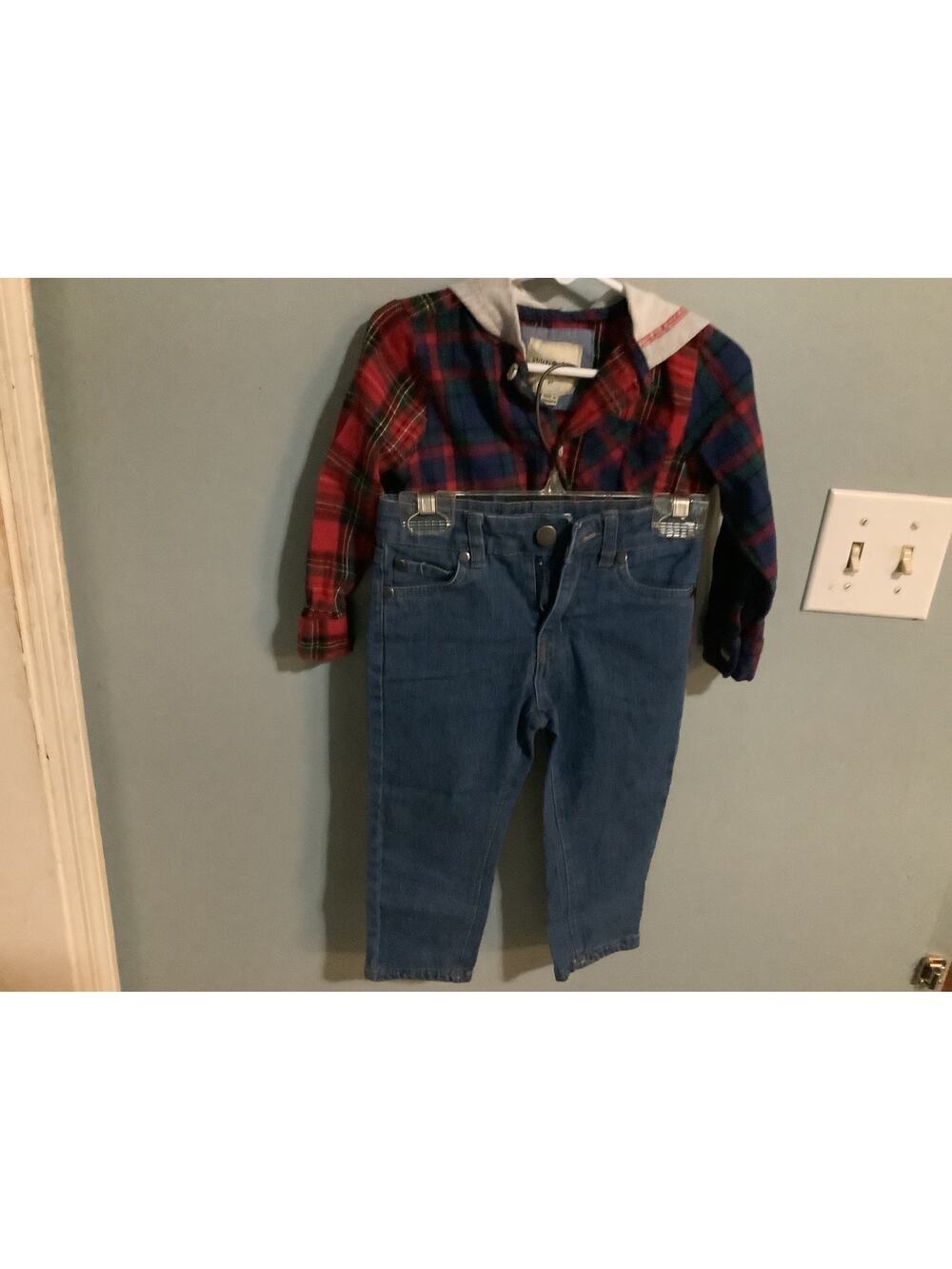 Stitch in stone boy toddler size 2T set with shirt and jeans